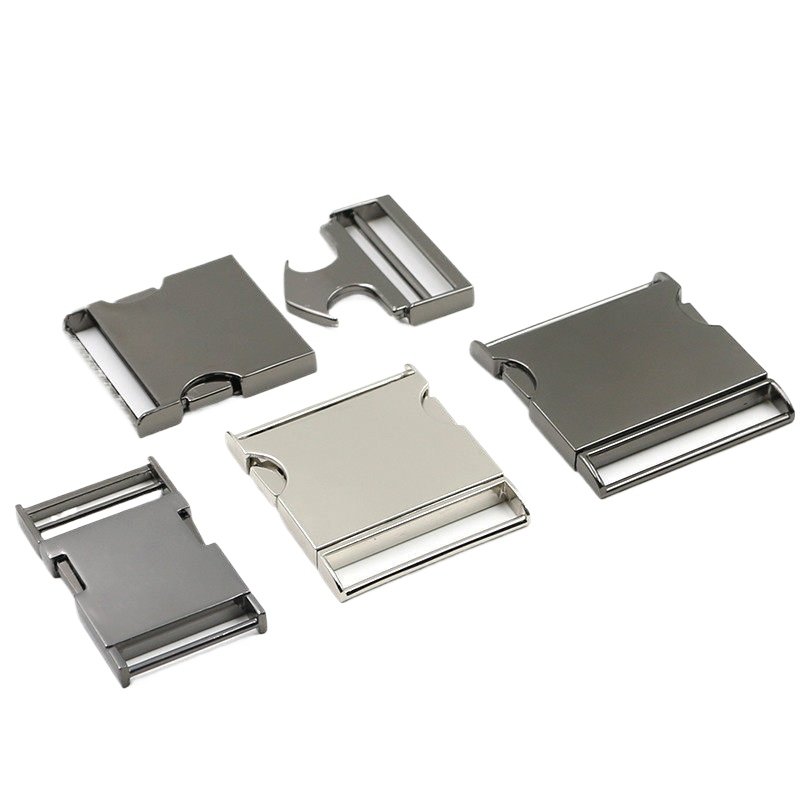 Embroidered Coach Jacket Manufacturer — 5-Step QC Guarantee 21 YKK Zippers