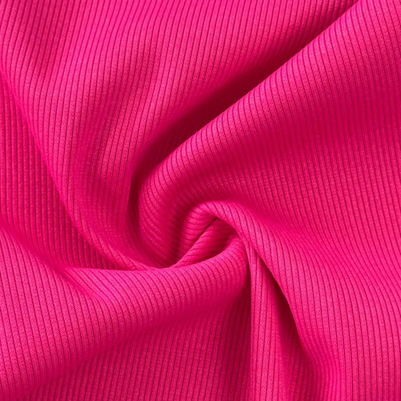 Polo Shirt Manufacturer: Premium Fabrics, 50-Piece MOQ 35 Contrast Piping & Tipping
