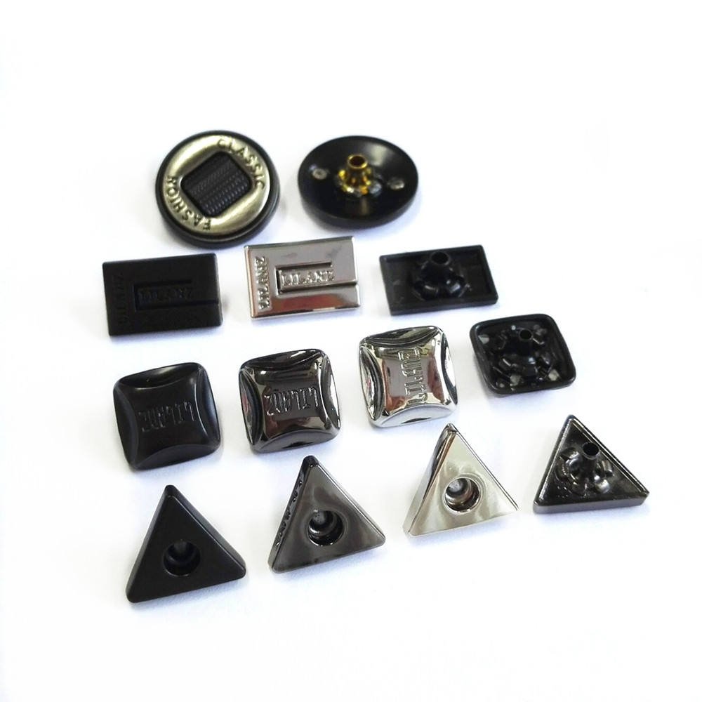Polo Shirt Manufacturer: Premium Fabrics, 50-Piece MOQ 34 Metal Snaps & Buttons