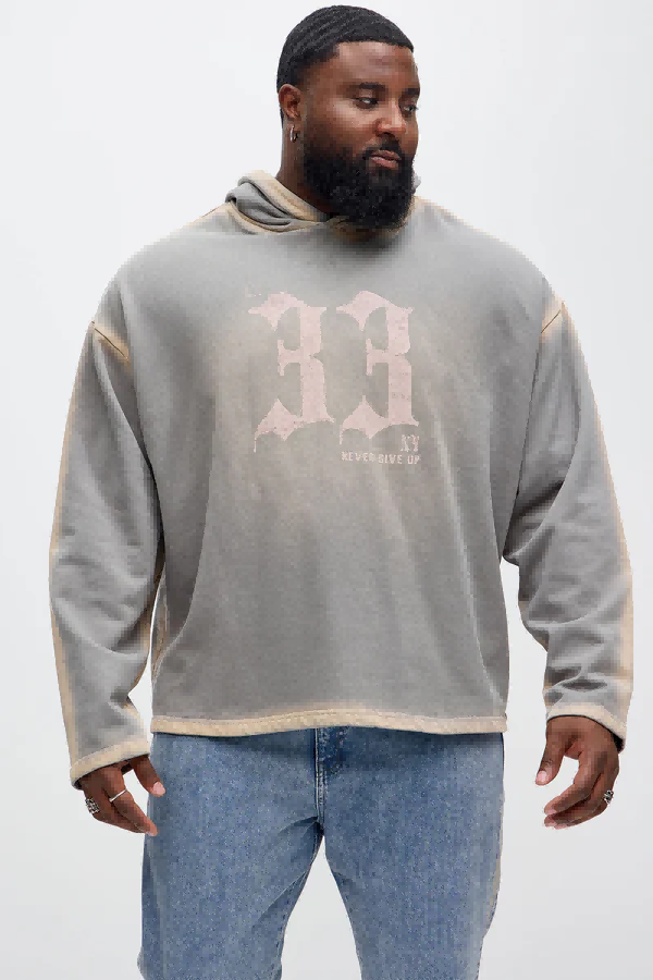 Plus Size Hoodie Manufacturer | Low MOQ & 5-Step QC 29 Step 2: Cutting QC Locks In Size Accuracy