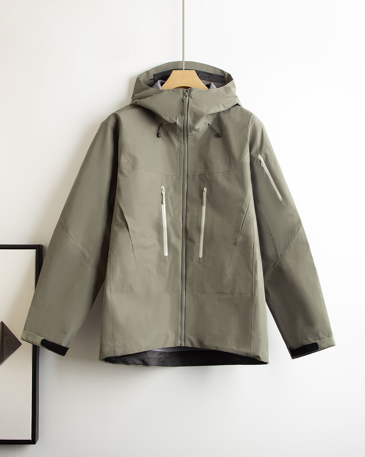 Mens Windbreaker Manufacturer